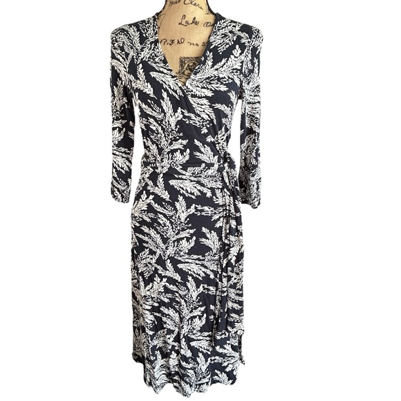 CAbi Leaf Print Knee Length Wrap Dress - Picture 1 of 13